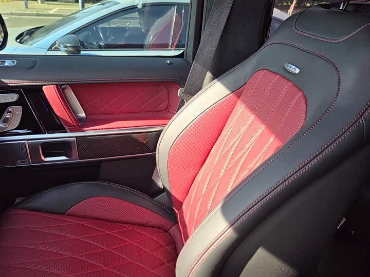 Фото 9 - Mercedes-Benz G-Class AMG