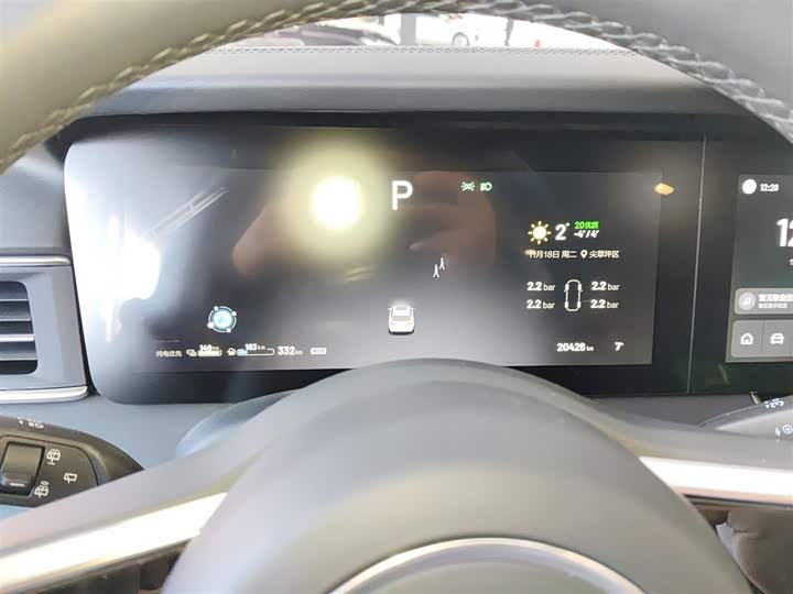 Фото 12 - LiXiang One