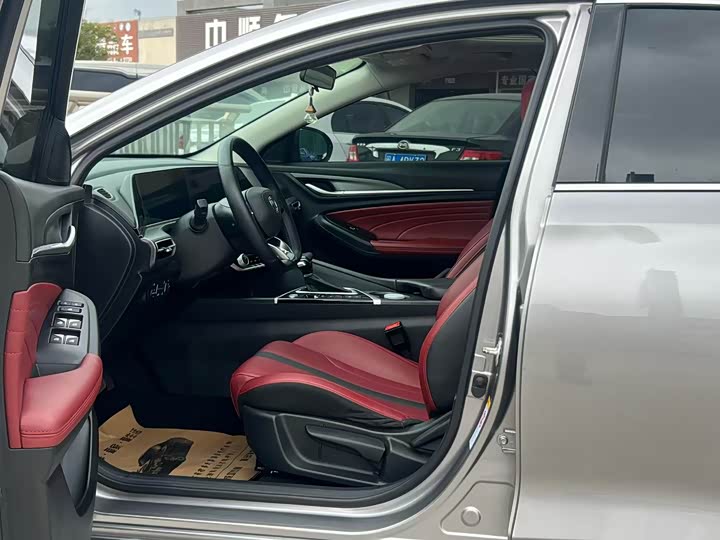 Фото 6 - Changan Eado Plus