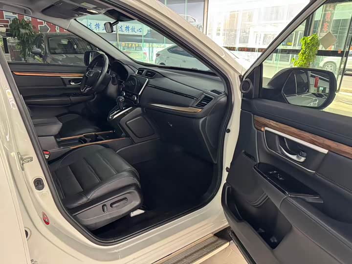 Фото 4 - Honda CR-V