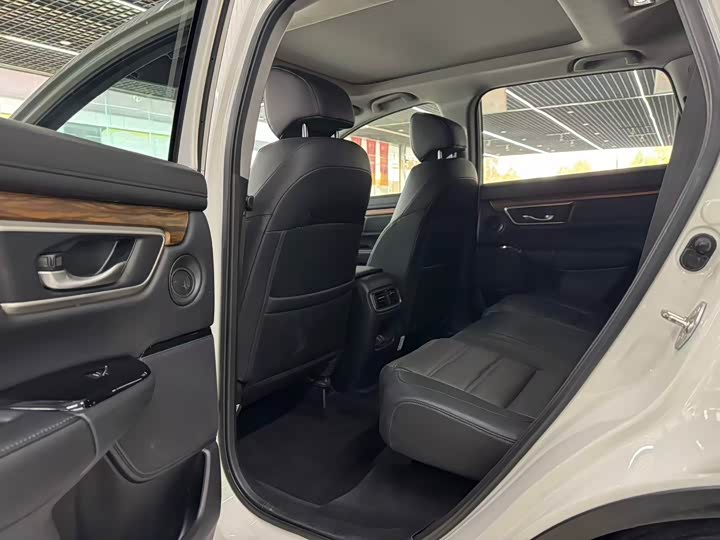 Фото 7 - Honda CR-V