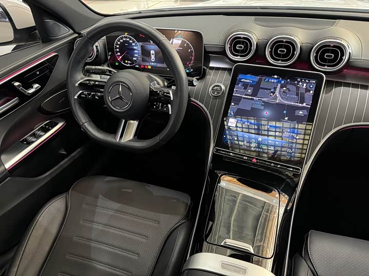 Фото 7 - Mercedes-Benz C-Class