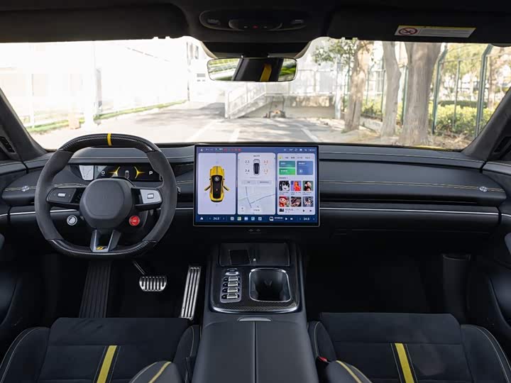 Фото 12 - Xiaomi SU7 Ultra