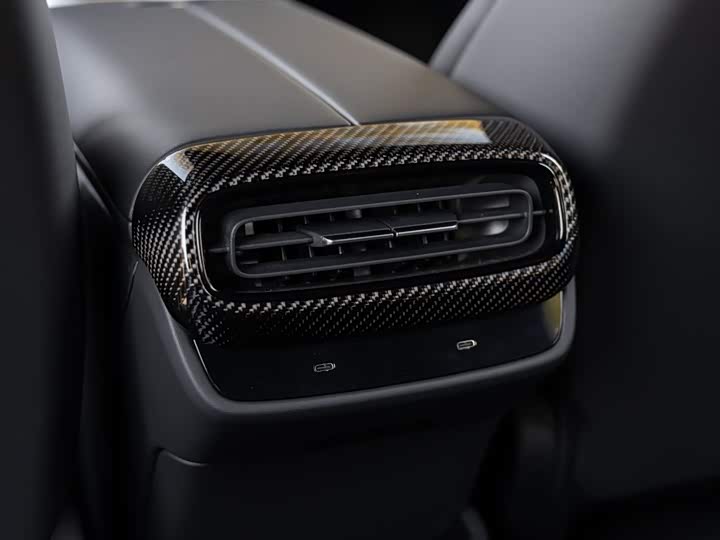 Фото 25 - Xiaomi SU7 Ultra