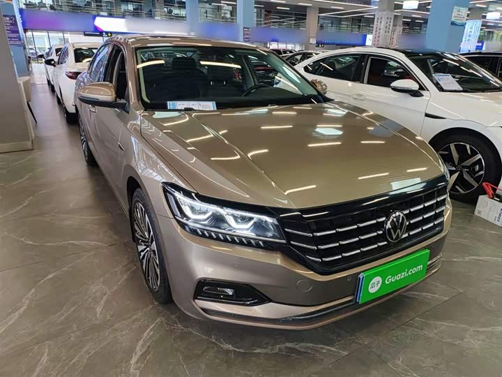 Фото 4 - Volkswagen Passat