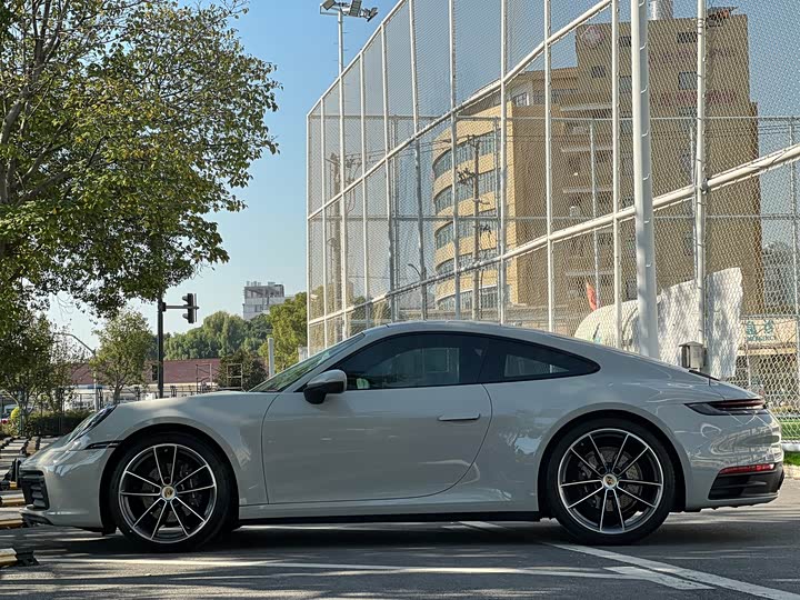 Фото 7 - Porsche 911