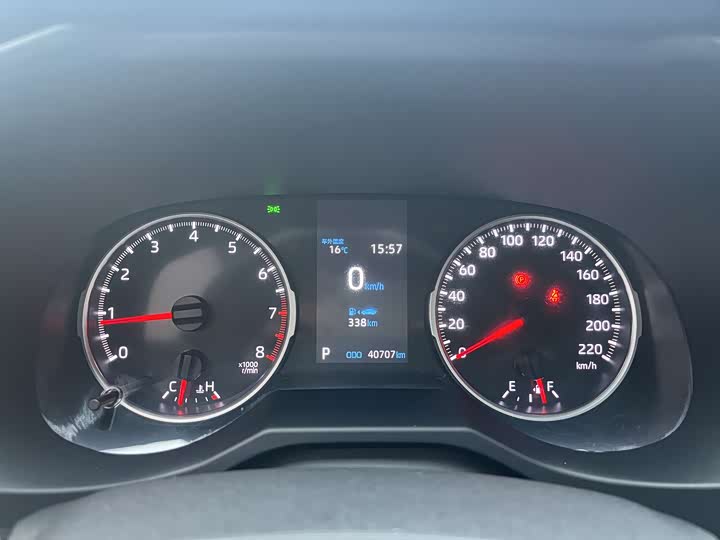 Фото 9 - Toyota Wildlander