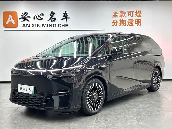 Фото 1 - XPeng X9