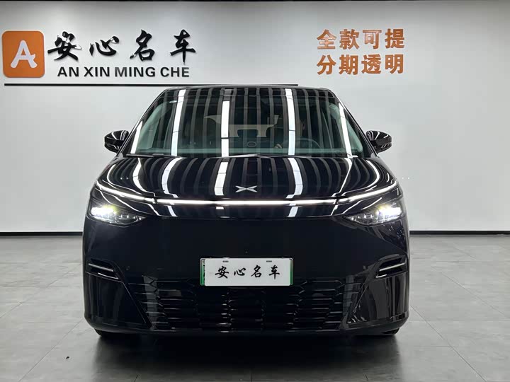 Фото 2 - XPeng X9