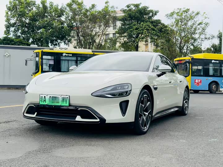 Фото 1 - Xiaomi SU7