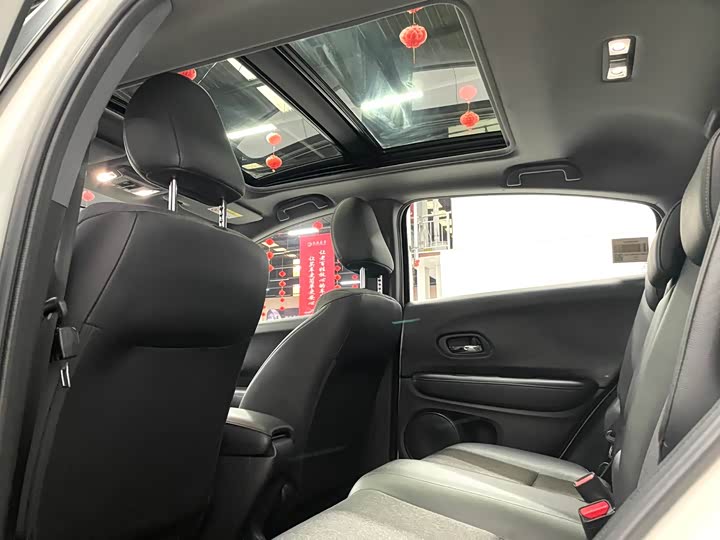 Фото 12 - Honda XR-V