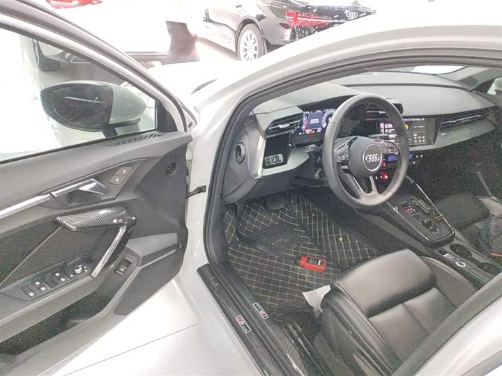 Фото 16 - Audi A3