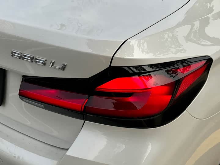 Фото 8 - BMW 5 Series