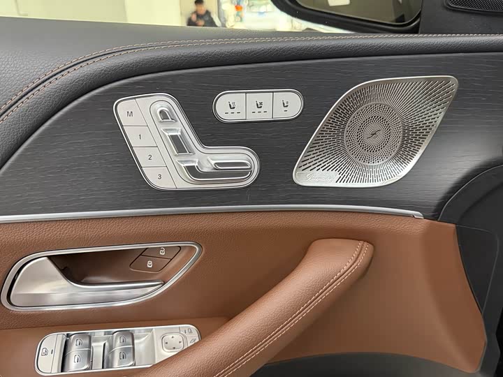 Фото 10 - Mercedes-Benz GLS-Class