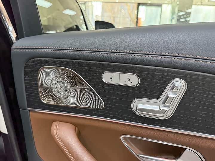 Фото 13 - Mercedes-Benz GLS-Class