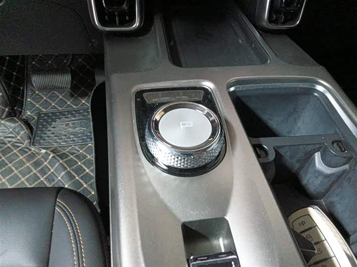 Фото 14 - Haval Dargo