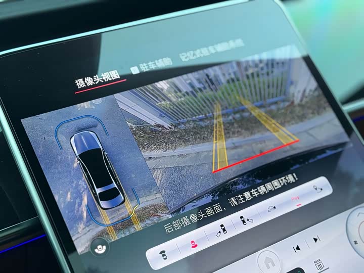 Фото 15 - Mercedes-Benz Maybach S-Class