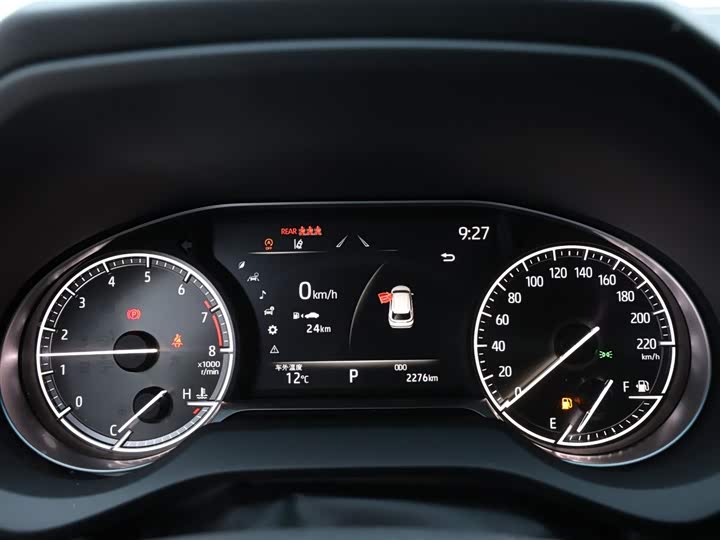 Фото 11 - Toyota Harrier