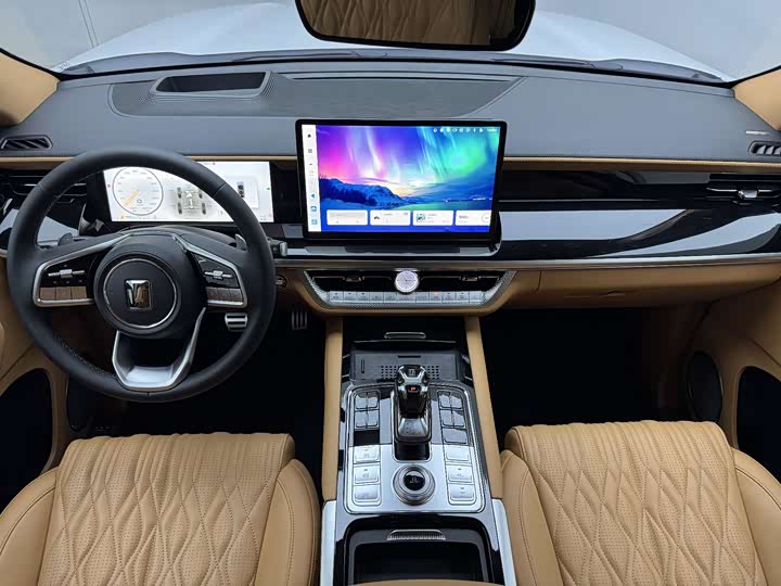 Фото 12 - Tank 500 Hybrid