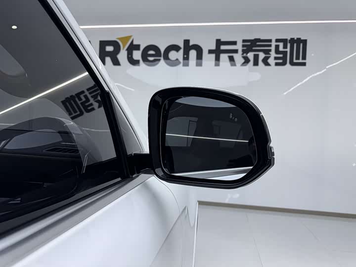 Фото 16 - Tank 500 Hybrid