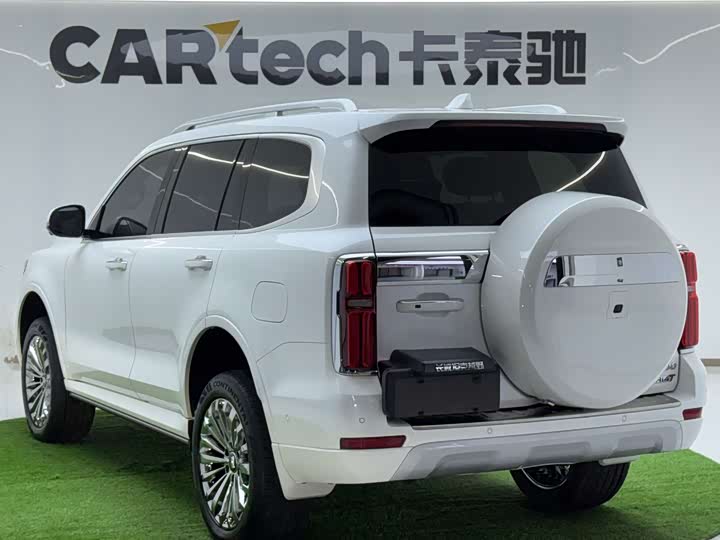 Фото 4 - Tank 500 Hybrid