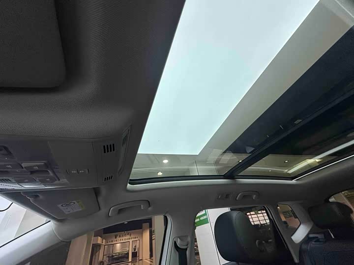 Фото 15 - Volkswagen Tharu