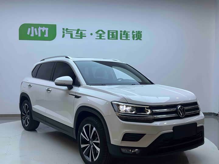 Фото 3 - Volkswagen Tharu