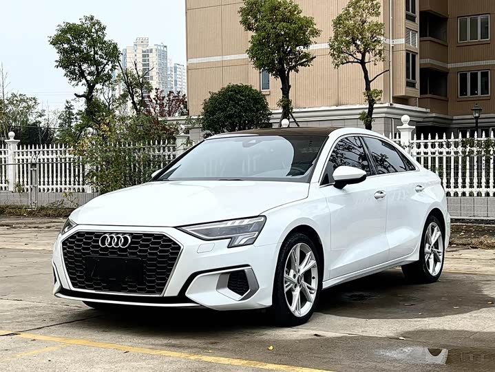 Фото 1 - Audi A3