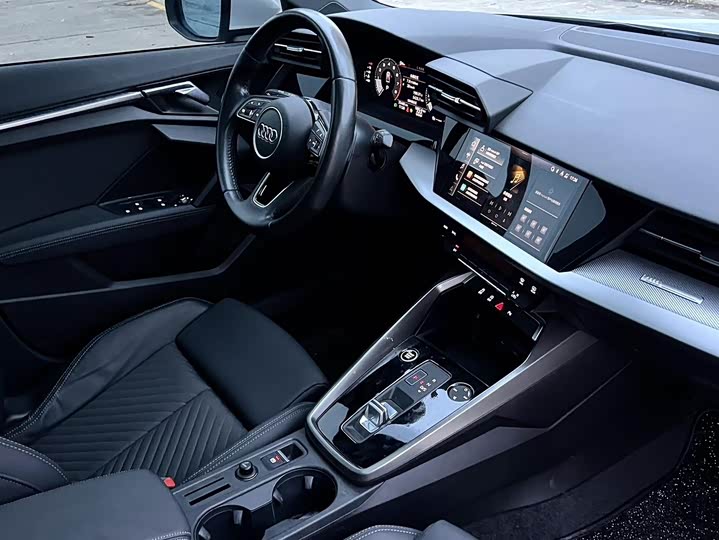 Фото 19 - Audi A3