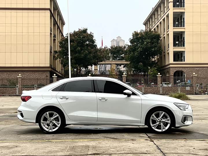 Фото 7 - Audi A3