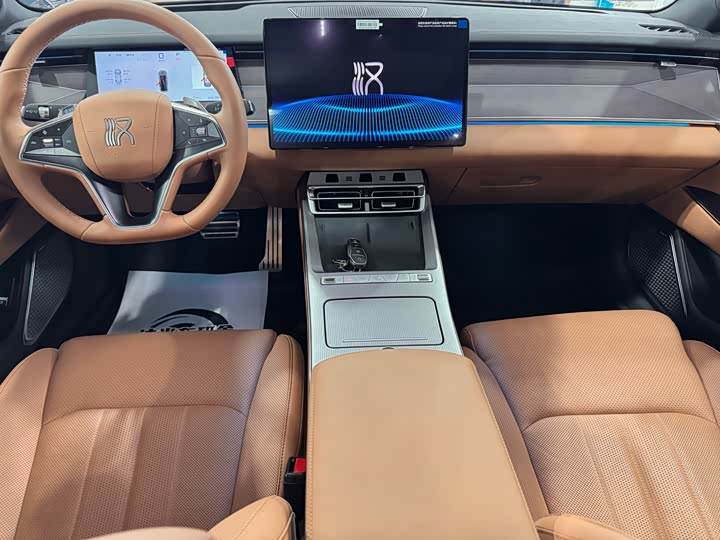 Фото 10 - BYD Han L