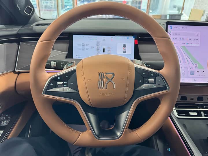 Фото 13 - BYD Han L