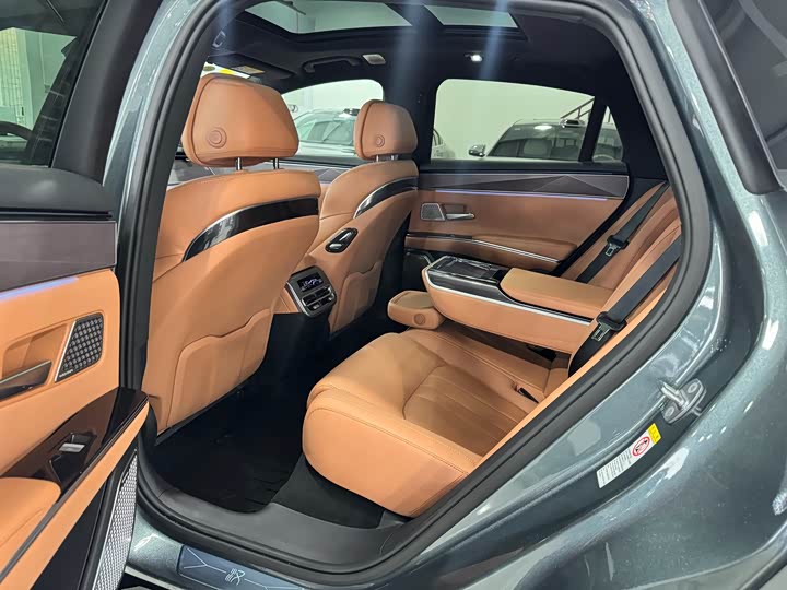 Фото 7 - BYD Han L