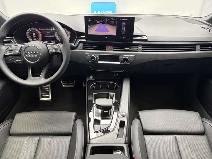 Фото 7 - Audi A4L