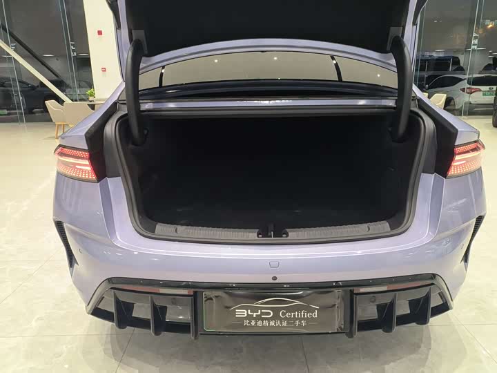 Фото 10 - BYD Seal