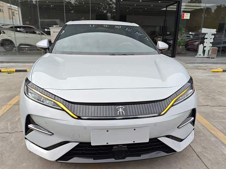 Фото 3 - BYD Song L