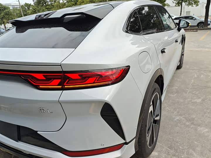 Фото 8 - BYD Song L