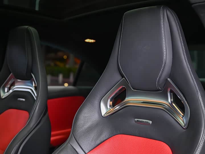 Фото 11 - Mercedes-Benz CLA-Class AMG