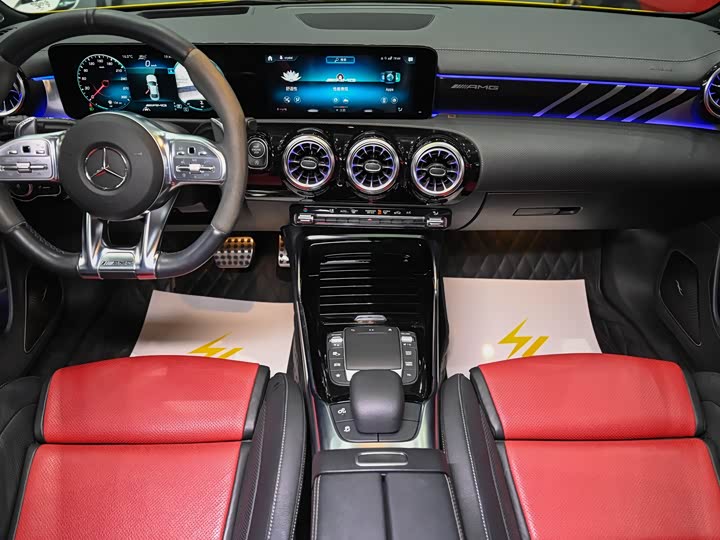 Фото 19 - Mercedes-Benz CLA-Class AMG