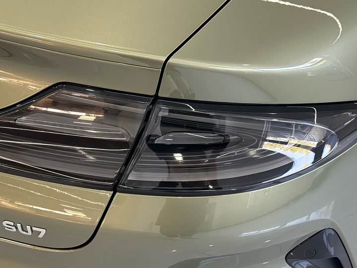 Фото 7 - Xiaomi SU7