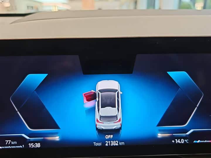 Фото 18 - BMW X3