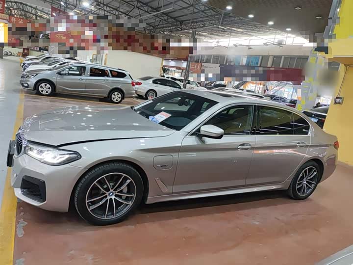 Фото 5 - BMW 5 Series Hybrid