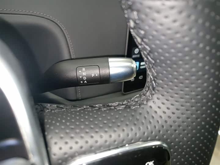 Фото 14 - LiXiang L9