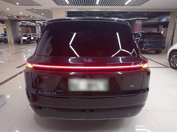 Фото 6 - LiXiang L9