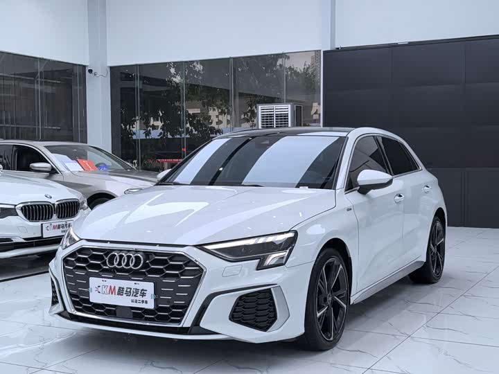 Фото 1 - Audi A3