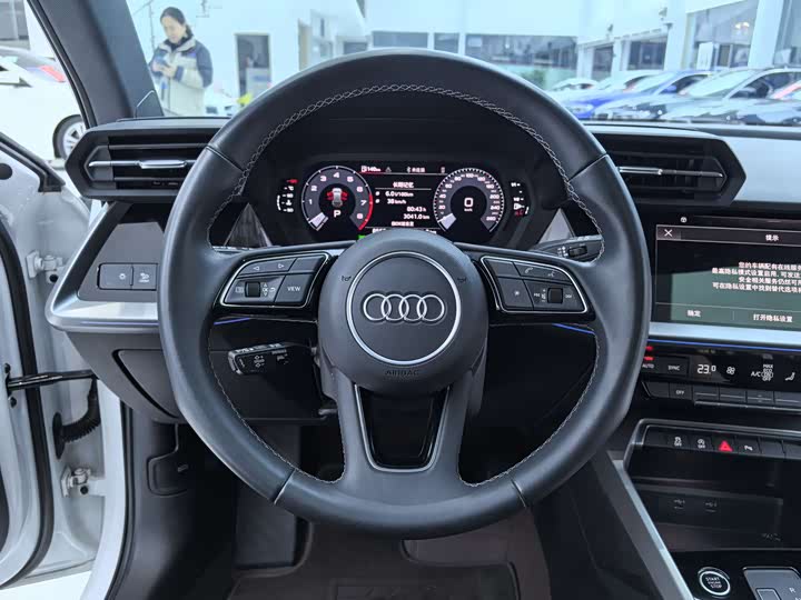 Фото 11 - Audi A3