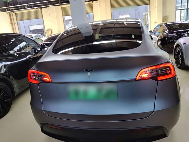 Фото 6 - Tesla Model Y