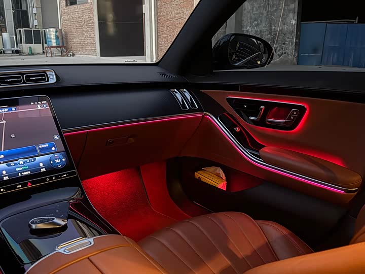 Фото 10 - Mercedes-Benz S-Class