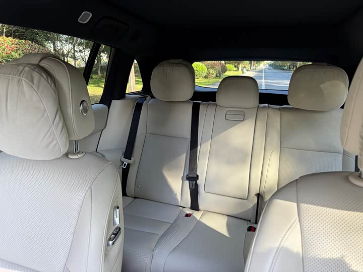 Фото 18 - LiXiang L7