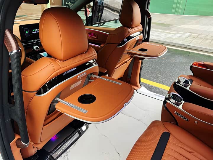 Фото 8 - Toyota Granvia